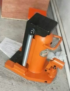 多类型千斤顶在发电厂建设和运维中的应用